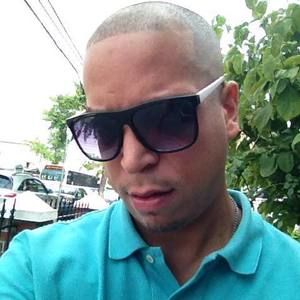 Meet your Posher, Omar